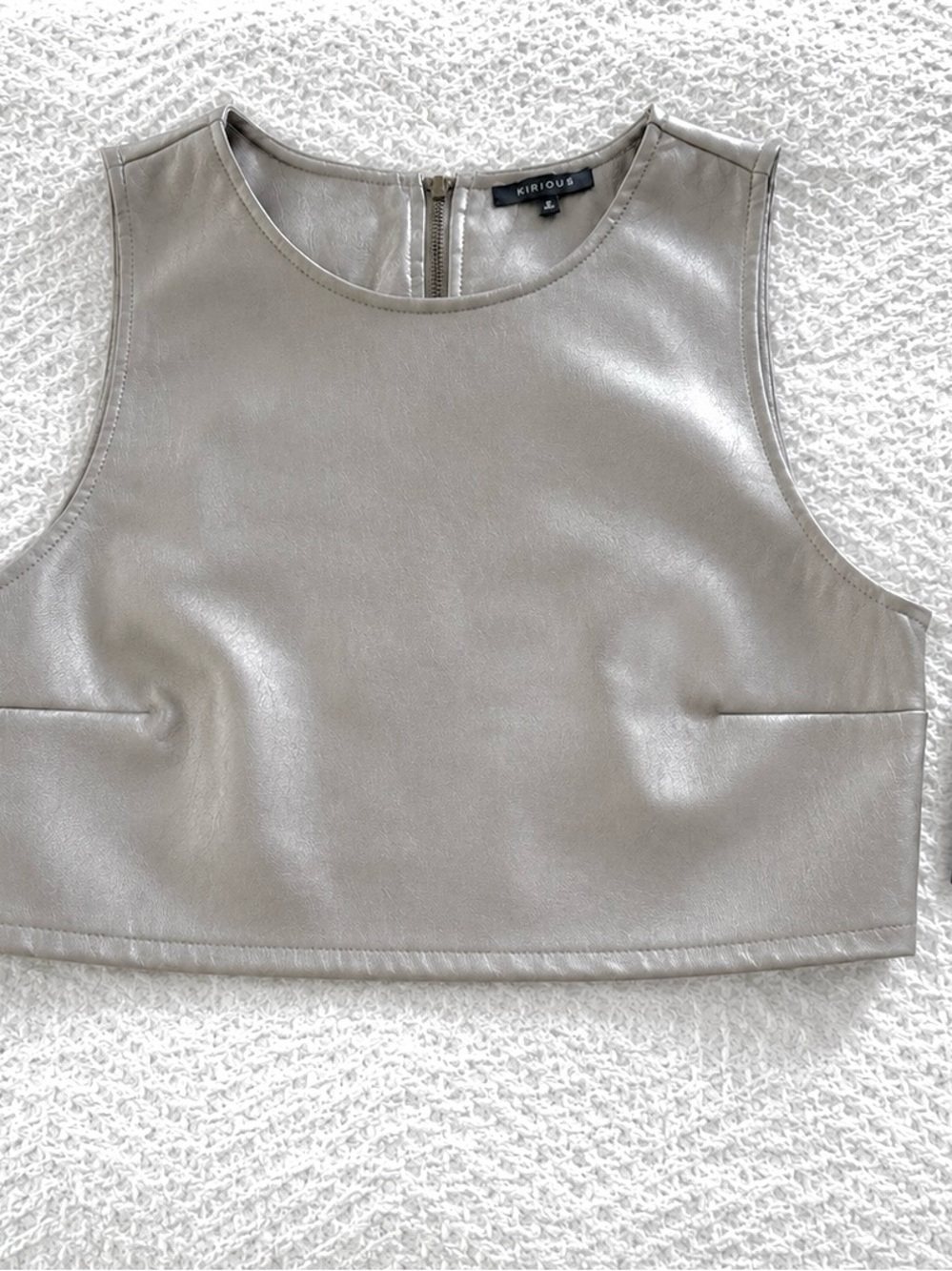 KIRIOUS Metallic Faux Leather Crop Top – Size Medium – Silver Taupe Tank - Picture 5 of 13